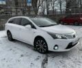 Белый Тойота Авенсис, объемом двигателя 2.23 л и пробегом 294 тыс. км за 10200 $, фото 3 на Automoto.ua