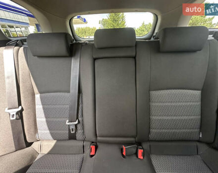 Белый Тойота Авенсис, объемом двигателя 2 л и пробегом 240 тыс. км за 10100 $, фото 43 на Automoto.ua