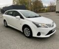 Белый Тойота Авенсис, объемом двигателя 2 л и пробегом 270 тыс. км за 8800 $, фото 3 на Automoto.ua