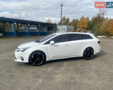 Белый Тойота Авенсис, объемом двигателя 2 л и пробегом 300 тыс. км за 9700 $, фото 17 на Automoto.ua