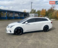 Белый Тойота Авенсис, объемом двигателя 2 л и пробегом 300 тыс. км за 9700 $, фото 17 на Automoto.ua