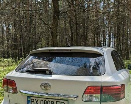 Белый Тойота Авенсис, объемом двигателя 2.2 л и пробегом 235 тыс. км за 9999 $, фото 30 на Automoto.ua