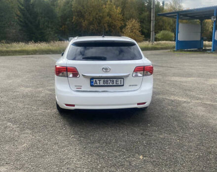 Белый Тойота Авенсис, объемом двигателя 2 л и пробегом 300 тыс. км за 9700 $, фото 10 на Automoto.ua