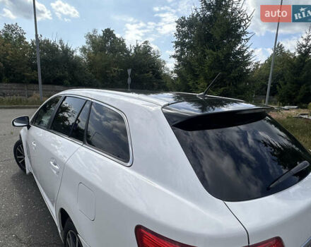Белый Тойота Авенсис, объемом двигателя 2 л и пробегом 240 тыс. км за 10100 $, фото 26 на Automoto.ua