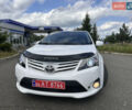 Белый Тойота Авенсис, объемом двигателя 2 л и пробегом 240 тыс. км за 10100 $, фото 11 на Automoto.ua