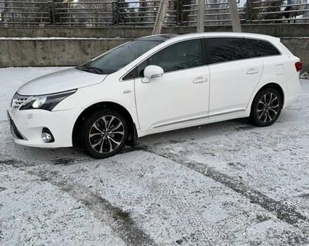 Белый Тойота Авенсис, объемом двигателя 2.23 л и пробегом 294 тыс. км за 10200 $, фото 4 на Automoto.ua
