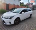 Белый Тойота Авенсис, объемом двигателя 2.23 л и пробегом 236 тыс. км за 12450 $, фото 1 на Automoto.ua