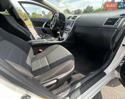 Белый Тойота Авенсис, объемом двигателя 2 л и пробегом 240 тыс. км за 10100 $, фото 44 на Automoto.ua