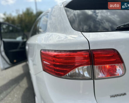 Белый Тойота Авенсис, объемом двигателя 2 л и пробегом 240 тыс. км за 10100 $, фото 34 на Automoto.ua