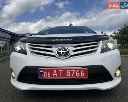 Белый Тойота Авенсис, объемом двигателя 2 л и пробегом 240 тыс. км за 10100 $, фото 14 на Automoto.ua