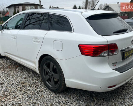 Белый Тойота Авенсис, объемом двигателя 2.23 л и пробегом 262 тыс. км за 11200 $, фото 4 на Automoto.ua