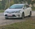 Білий Тойота Авенсіс, об'ємом двигуна 1.8 л та пробігом 174 тис. км за 8200 $, фото 1 на Automoto.ua