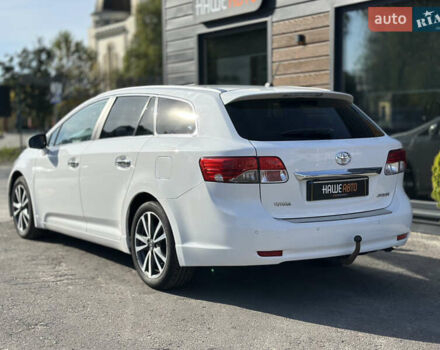 Белый Тойота Авенсис, объемом двигателя 2 л и пробегом 340 тыс. км за 11600 $, фото 9 на Automoto.ua