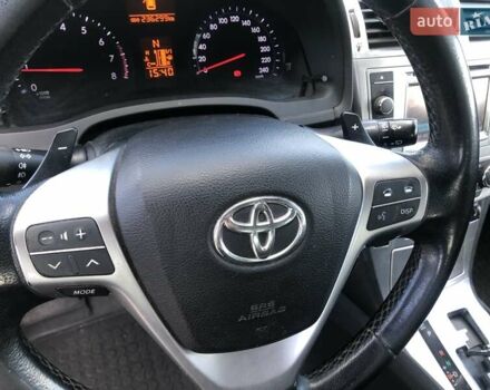 Білий Тойота Авенсіс, об'ємом двигуна 1.8 л та пробігом 236 тис. км за 10500 $, фото 10 на Automoto.ua