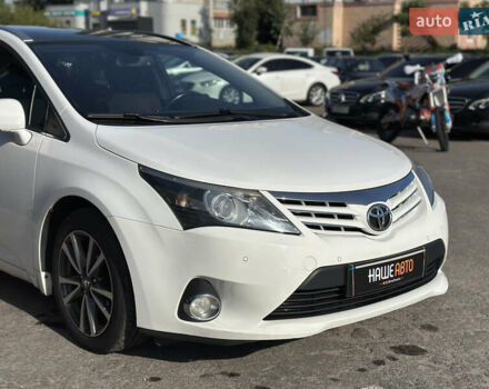 Белый Тойота Авенсис, объемом двигателя 2 л и пробегом 340 тыс. км за 11600 $, фото 6 на Automoto.ua