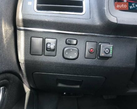 Білий Тойота Авенсіс, об'ємом двигуна 1.8 л та пробігом 236 тис. км за 10500 $, фото 15 на Automoto.ua