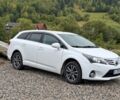 Белый Тойота Авенсис, объемом двигателя 2 л и пробегом 220 тыс. км за 7998 $, фото 1 на Automoto.ua