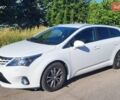 Белый Тойота Авенсис, объемом двигателя 1.8 л и пробегом 255 тыс. км за 13500 $, фото 1 на Automoto.ua