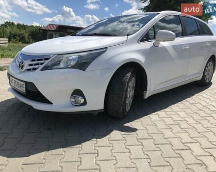 Білий Тойота Авенсіс, об'ємом двигуна 1.8 л та пробігом 236 тис. км за 10500 $, фото 3 на Automoto.ua