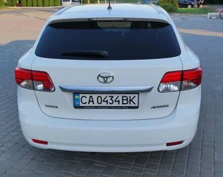 Белый Тойота Авенсис, объемом двигателя 2 л и пробегом 276 тыс. км за 11500 $, фото 5 на Automoto.ua
