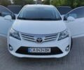 Белый Тойота Авенсис, объемом двигателя 2 л и пробегом 276 тыс. км за 11500 $, фото 2 на Automoto.ua