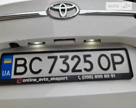 Білий Тойота Авенсіс, об'ємом двигуна 1.6 л та пробігом 227 тис. км за 12800 $, фото 17 на Automoto.ua