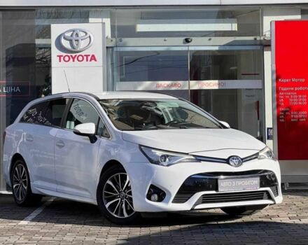 Белый Тойота Авенсис, объемом двигателя 2 л и пробегом 194 тыс. км за 12435 $, фото 2 на Automoto.ua