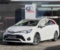 Белый Тойота Авенсис, объемом двигателя 2 л и пробегом 194 тыс. км за 12435 $, фото 1 на Automoto.ua