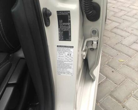 Белый Тойота Авенсис, объемом двигателя 2 л и пробегом 272 тыс. км за 12999 $, фото 10 на Automoto.ua