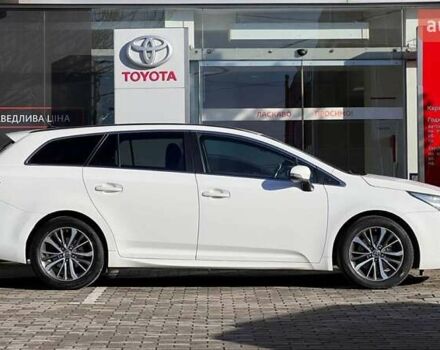 Белый Тойота Авенсис, объемом двигателя 2 л и пробегом 194 тыс. км за 12384 $, фото 7 на Automoto.ua