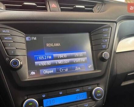 Белый Тойота Авенсис, объемом двигателя 2 л и пробегом 194 тыс. км за 12384 $, фото 16 на Automoto.ua