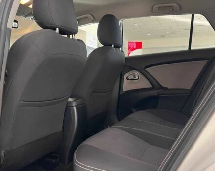 Белый Тойота Авенсис, объемом двигателя 2 л и пробегом 194 тыс. км за 12435 $, фото 10 на Automoto.ua