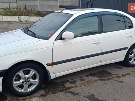 Білий Тойота Авенсіс, об'ємом двигуна 2 л та пробігом 550 тис. км за 3800 $, фото 1 на Automoto.ua