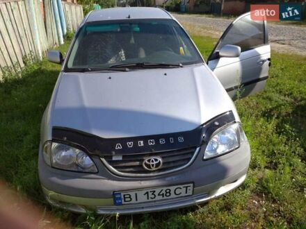 Білий Тойота Авенсіс, об'ємом двигуна 2 л та пробігом 190 тис. км за 2300 $, фото 1 на Automoto.ua