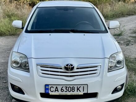 Белый Тойота Авенсис, объемом двигателя 1.8 л и пробегом 2 тыс. км за 7800 $, фото 1 на Automoto.ua
