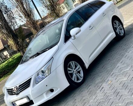 Белый Тойота Авенсис, объемом двигателя 2.2 л и пробегом 188 тыс. км за 7100 $, фото 1 на Automoto.ua