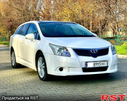 Білий Тойота Авенсіс, об'ємом двигуна 2.2 л та пробігом 186 тис. км за 7650 $, фото 1 на Automoto.ua