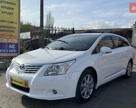 Білий Тойота Авенсіс, об'ємом двигуна 2.2 л та пробігом 259 тис. км за 8990 $, фото 1 на Automoto.ua