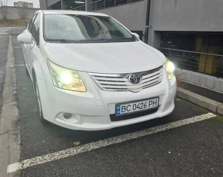 Білий Тойота Авенсіс, об'ємом двигуна 2 л та пробігом 219 тис. км за 7900 $, фото 1 на Automoto.ua