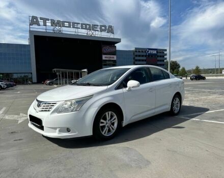 Белый Тойота Авенсис, объемом двигателя 1.8 л и пробегом 234 тыс. км за 7800 $, фото 1 на Automoto.ua