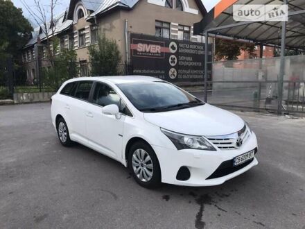 Тойота Авенсіс 2012 у Чернігові на Automoto.ua Білий Тойота Авенсіс, об'ємом двигуна 2 л та пробігом 275 тис. км за 8900 $, фото 1 на Automoto.ua