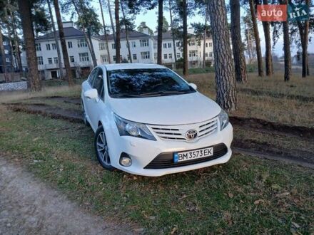 Белый Тойота Авенсис, объемом двигателя 2 л и пробегом 194 тыс. км за 9800 $, фото 1 на Automoto.ua