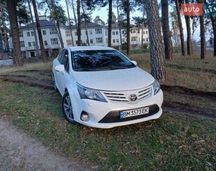 Белый Тойота Авенсис, объемом двигателя 2 л и пробегом 194 тыс. км за 9800 $, фото 1 на Automoto.ua