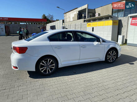 Тойота Авенсіс 2012 у Тернополі на Automoto.ua Білий Тойота Авенсіс, об'ємом двигуна 2 л та пробігом 164 тис. км за 9900 $, фото 1 на Automoto.ua