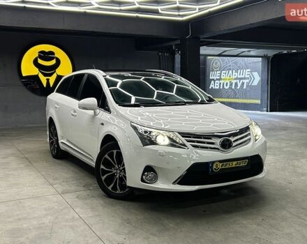 Белый Тойота Авенсис, объемом двигателя 2.23 л и пробегом 240 тыс. км за 12500 $, фото 1 на Automoto.ua