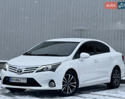 Білий Тойота Авенсіс, об'ємом двигуна 2 л та пробігом 130 тис. км за 12500 $, фото 1 на Automoto.ua