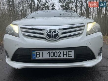 Тойота Авенсіс 2013 у Яготине на Automoto.ua Білий Тойота Авенсіс, об'ємом двигуна 2 л та пробігом 225 тис. км за 9500 $, фото 1 на Automoto.ua