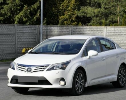 Белый Тойота Авенсис, объемом двигателя 2 л и пробегом 82 тыс. км за 8300 $, фото 1 на Automoto.ua