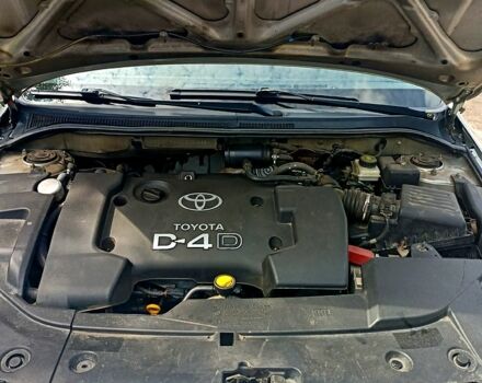 Бежевый Тойота Авенсис, объемом двигателя 2 л и пробегом 128 тыс. км за 5300 $, фото 12 на Automoto.ua