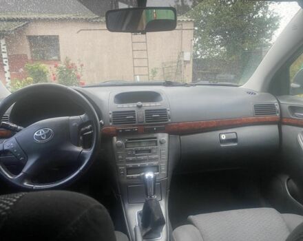 Бежевый Тойота Авенсис, объемом двигателя 1.8 л и пробегом 232 тыс. км за 4500 $, фото 5 на Automoto.ua